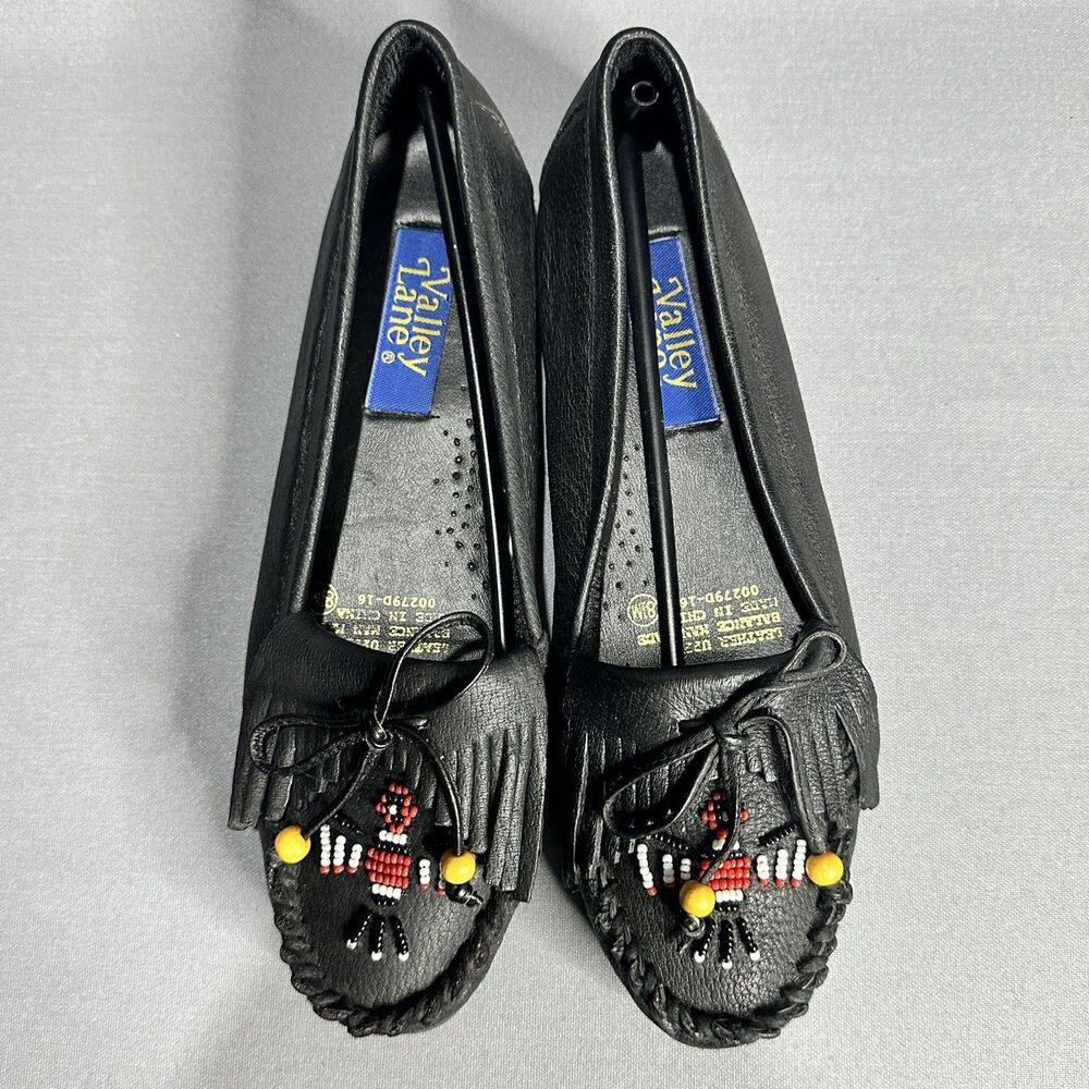 Valley Lane Moccasins Size 8.5 Black Beaded Thunderbird Design Fringed Leather